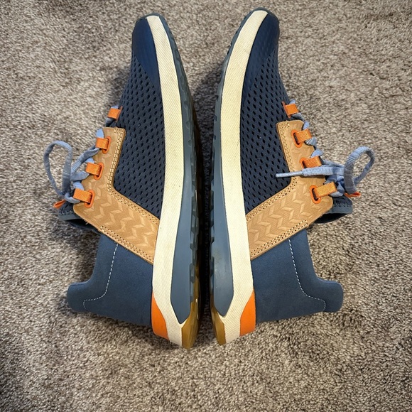 OluKai Wailuku Women's Navy Blue and Tan Sneakers - Picture 4 of 9